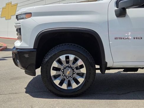 Certified 2024 Chevrolet Silverado 2500 Custom w/ Custom Convenience Package AWD/4WD image 9
