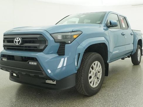 New 2026 Toyota Tacoma SR5 image 32