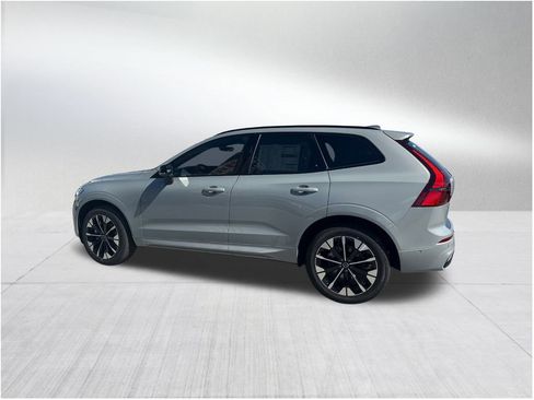 New 2026 Volvo XC60 B5 Plus w/ Protection Package Premier image 2
