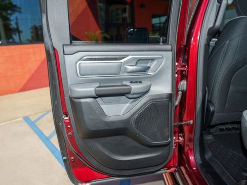 Used 2021 RAM 1500 Big Horn AWD/4WD image 17