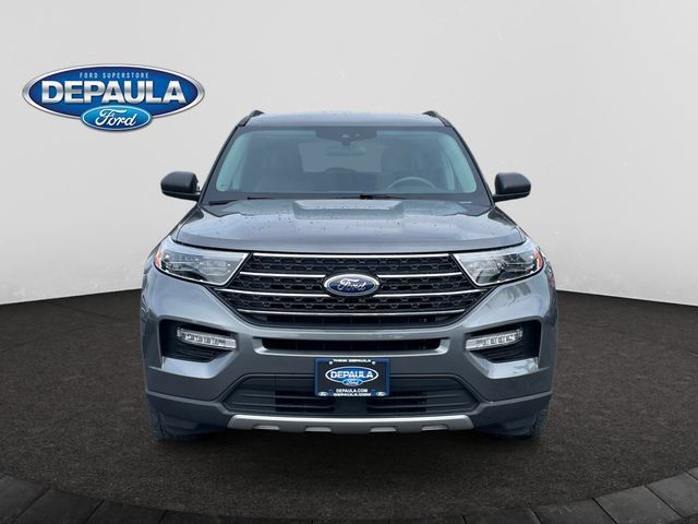 Used 2024 Ford Explorer XLT w/ Equipment Group 202A AWD/4WD image 10