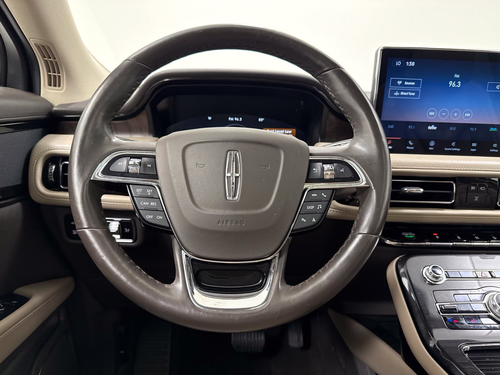 Used 2023 Lincoln Nautilus Reserve FWD image 26
