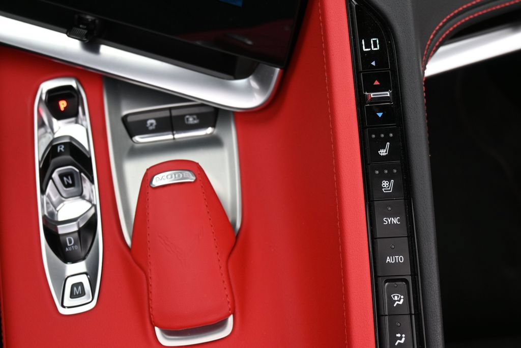Used 2025 Chevrolet Corvette Z06 RWD image 19
