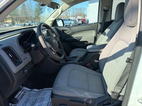 Used 2018 Chevrolet Colorado W/T w/ WT Convenience Package image 11