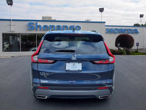 Certified 2025 Honda CR-V Sport-L image 4