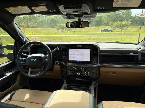 Used 2026 Ford F250 Lariat w/ Lariat Ultimate Package AWD/4WD image 16