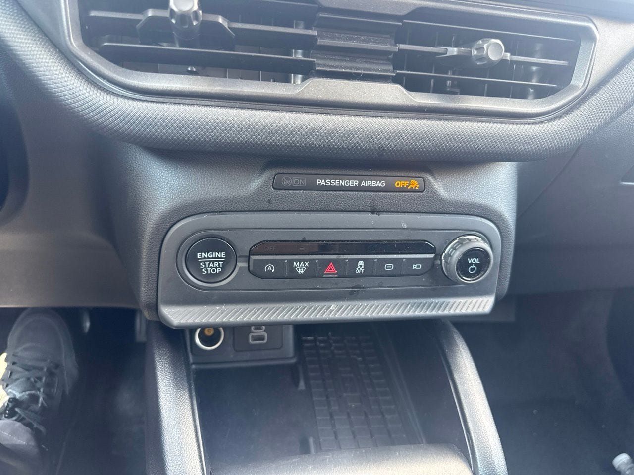 Used 2025 Ford Bronco Sport Outer Banks AWD/4WD image 13