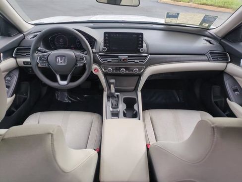 Used 2019 Honda Accord EX image 25