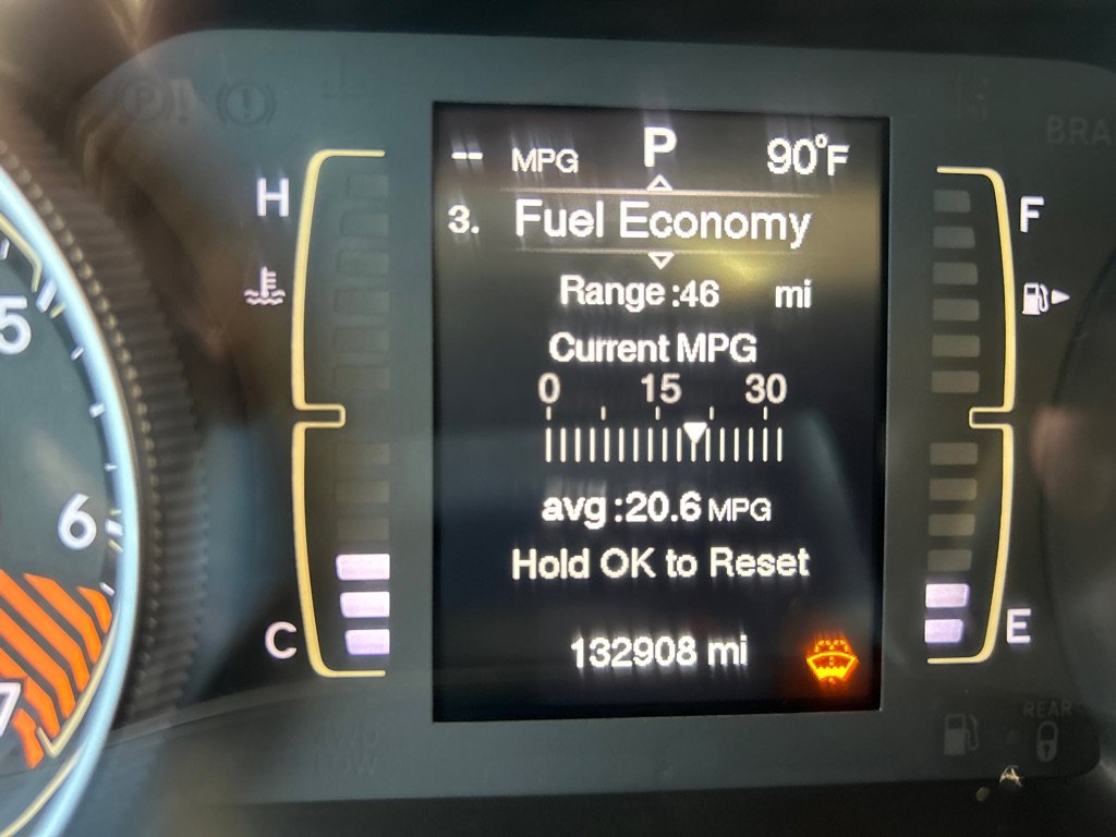 Used 2015 Jeep Cherokee Latitude FWD image 15