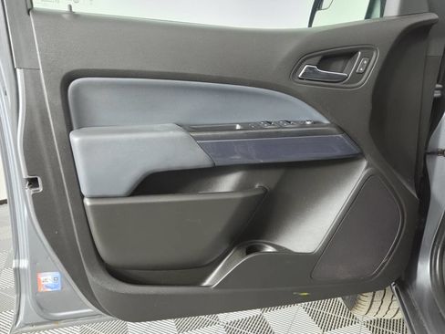Used 2018 Chevrolet Colorado Z71 AWD/4WD image 17
