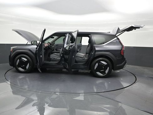 Used 2026 Kia EV9 Light RWD image 38
