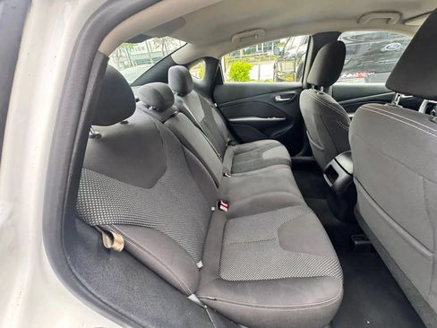 Used 2015 Dodge Dart SXT FWD image 21