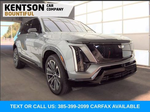 Used 2026 Cadillac Vistiq Sport AWD/4WD image 3
