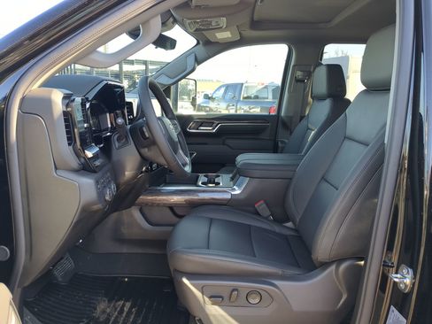 New 2026 Chevrolet Silverado 3500 LTZ w/ LTZ Convenience Package image 18