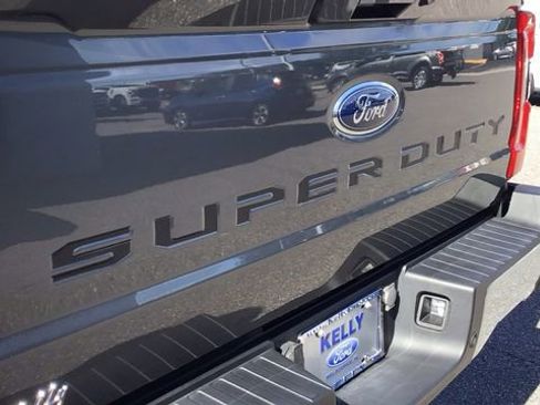 Certified 2023 Ford F250 Lariat w/ Tremor Off-Road Package image 11