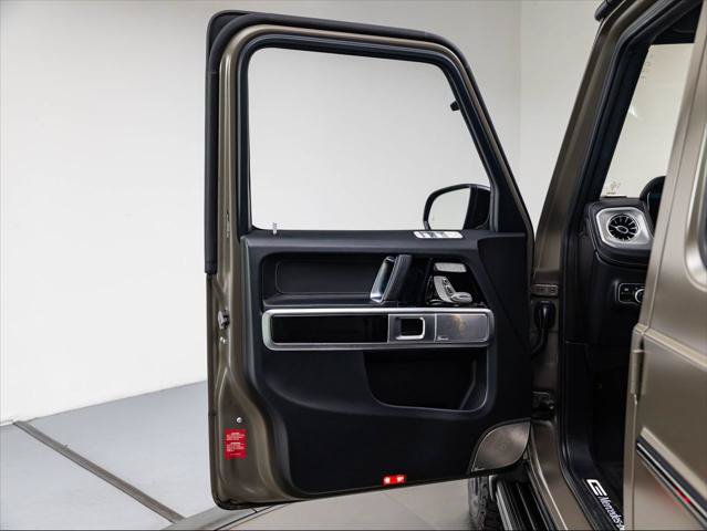 Used 2025 Mercedes-Benz G 550 image 25