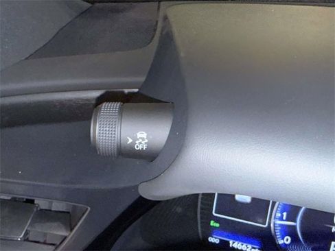 Certified 2023 Lexus ES 350 w/ Premium Package image 27