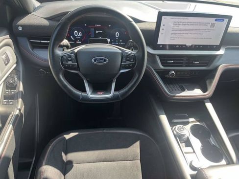 Used 2025 Ford Explorer ST AWD/4WD image 16