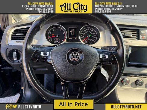 Used 2015 Volkswagen Golf S image 13