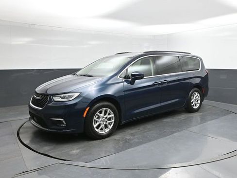 Used 2022 Chrysler Pacifica Touring-L image 34