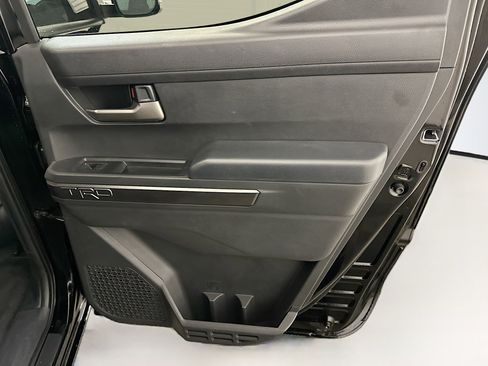 Used 2024 Toyota Tacoma TRD Off-Road w/ TRD Off Road Upgrade Package image 31