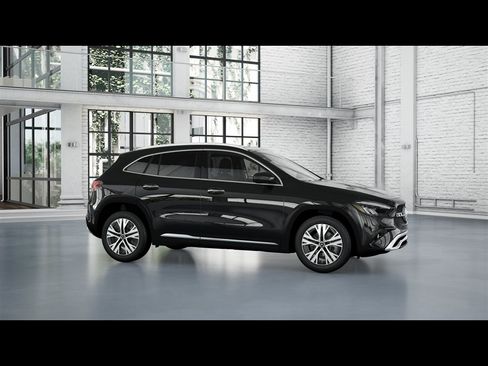 Certified 2026 Mercedes-Benz GLA 250 4MATIC image 9