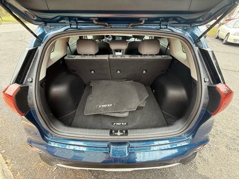 Used 2020 Kia Niro LX image 19