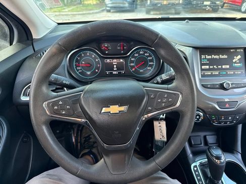 Used 2016 Chevrolet Cruze LT FWD image 47