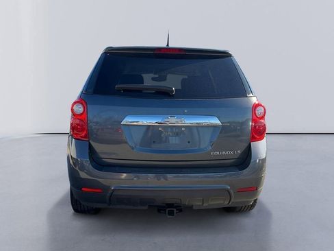 Used 2010 Chevrolet Equinox LS image 4