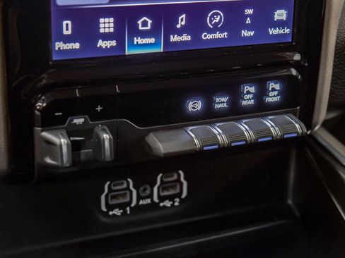 Used 2024 RAM 3500 Laramie w/ Protection Group image 27