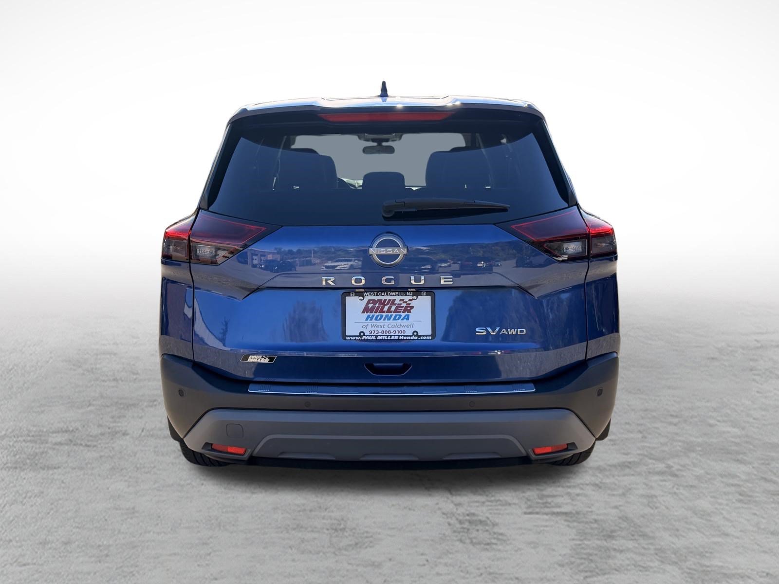 Used 2023 Nissan Rogue SV AWD/4WD image 6