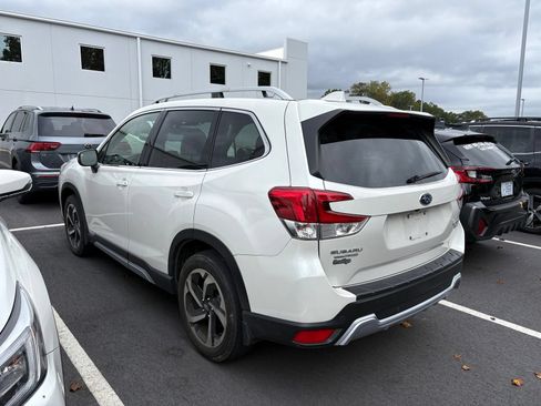 Used 2023 Subaru Forester Touring w/ Popular Package #2 AWD/4WD image 4