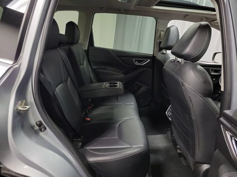 Used 2019 Subaru Forester Limited AWD/4WD image 28