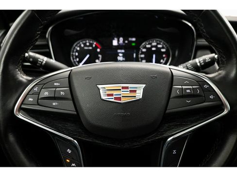 Certified 2022 Cadillac XT5 Premium Luxury FWD image 38
