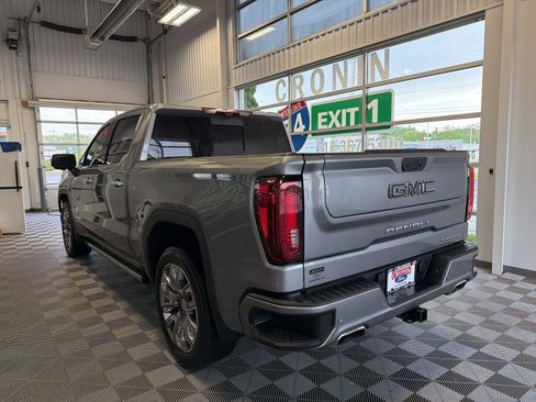 Used 2023 GMC Sierra 1500 Denali w/ Denali Reserve Package AWD/4WD image 4