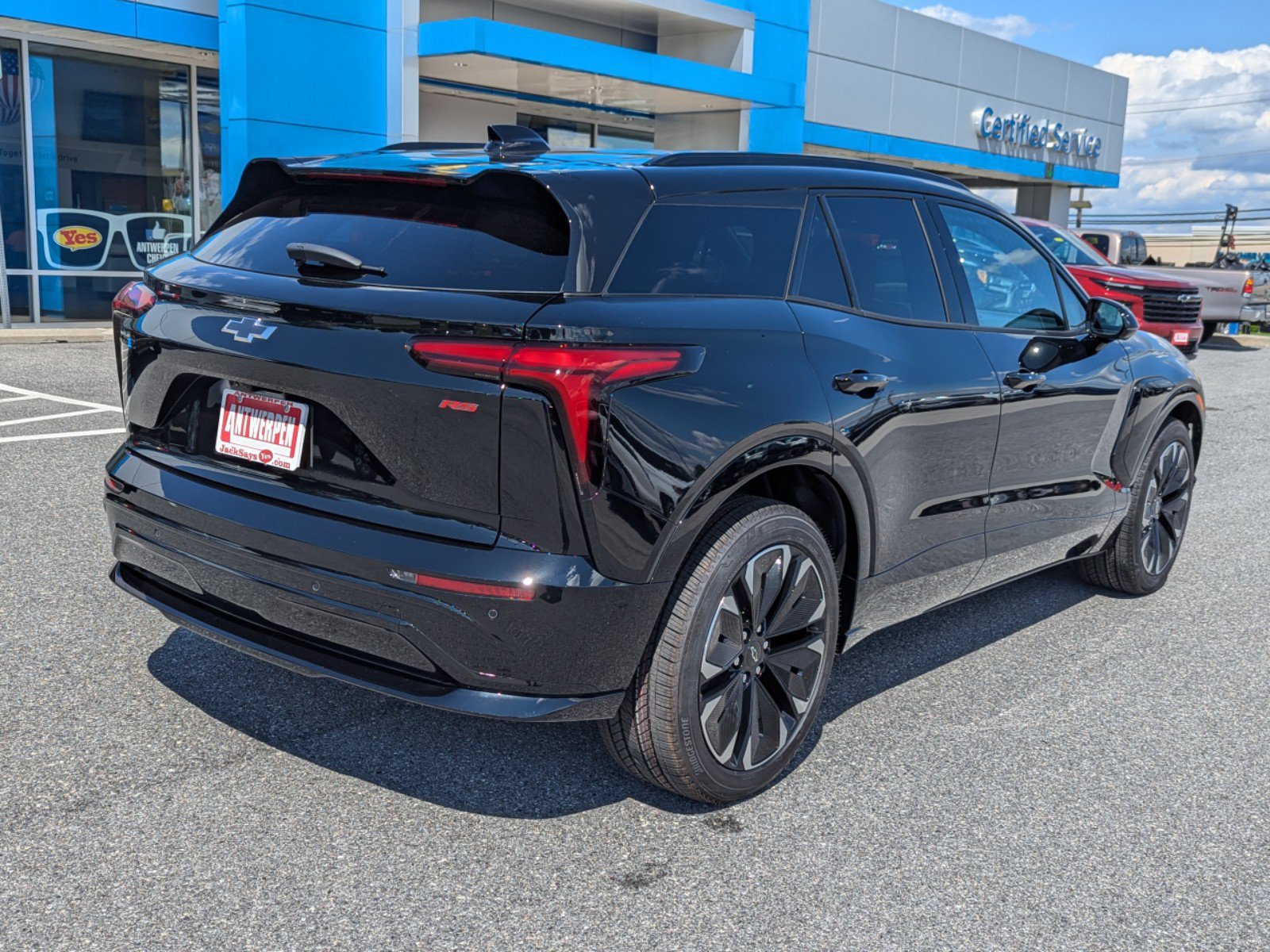 Used 2024 Chevrolet Blazer EV RS RWD image 3