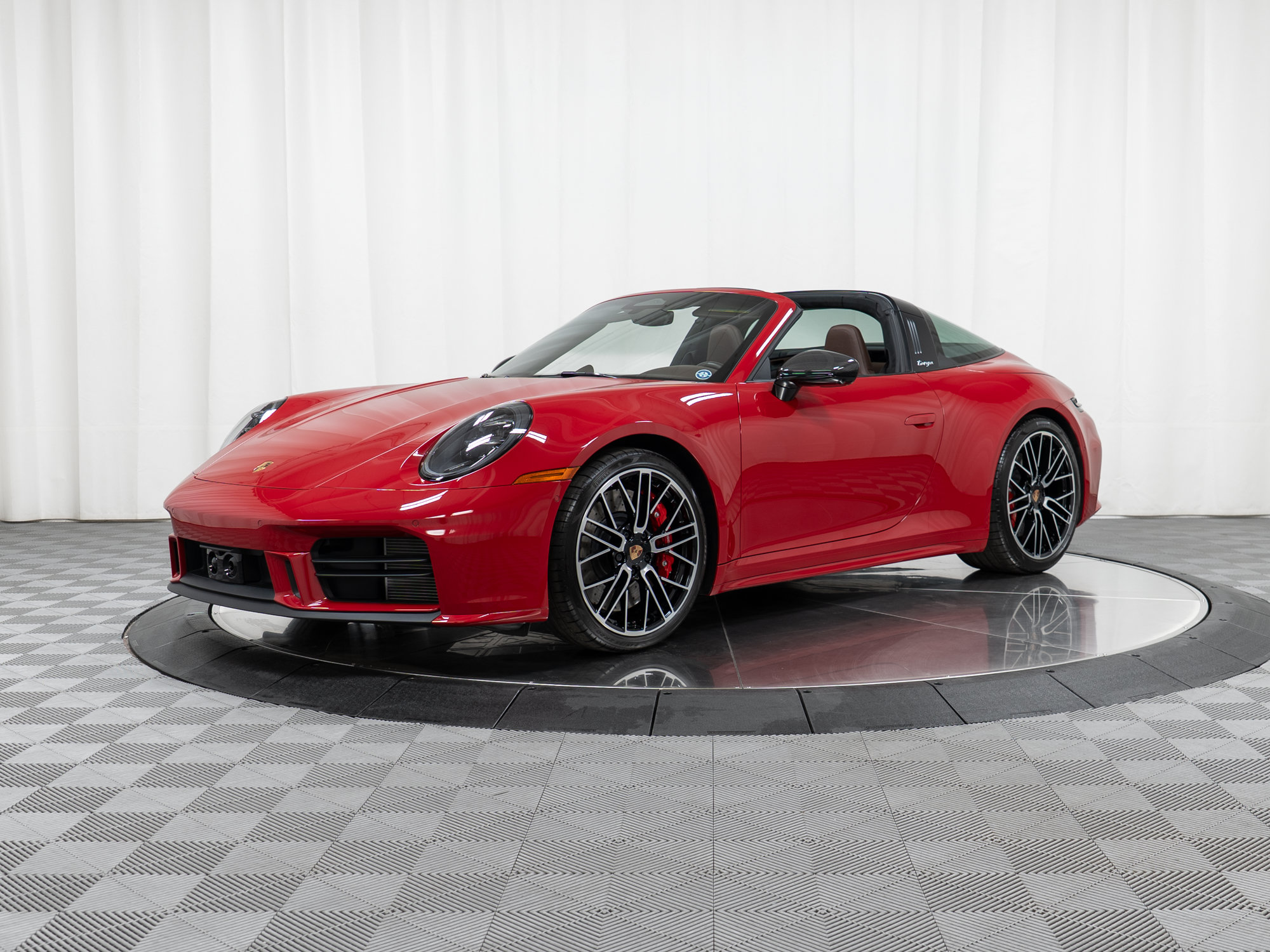 Certified 2026 Porsche 911 Targa 4S AWD/4WD image 1