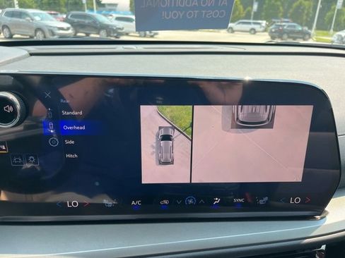 New 2026 Chevrolet Traverse LT w/ Driver Confidence Package image 28