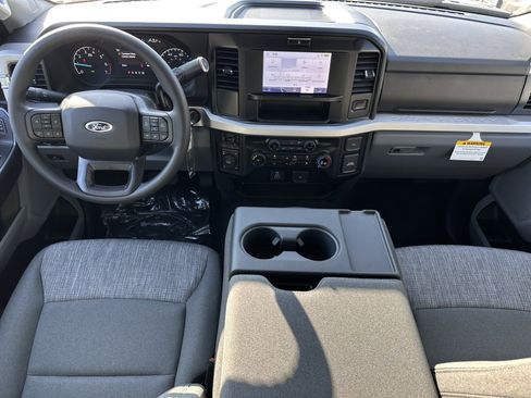 New 2025 Ford F250 XLT w/ FX4 Off-Road Package image 20