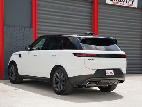 Used 2024 Land Rover Range Rover Sport SE AWD/4WD image 5
