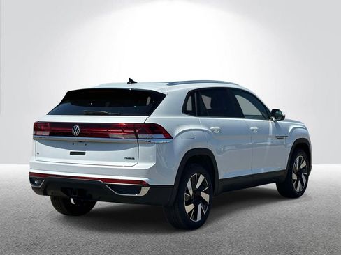 New 2026 Volkswagen Atlas Cross Sport SE AWD/4WD image 4