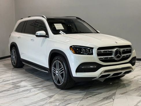Used 2022 Mercedes-Benz GLS 450 4MATIC image 4