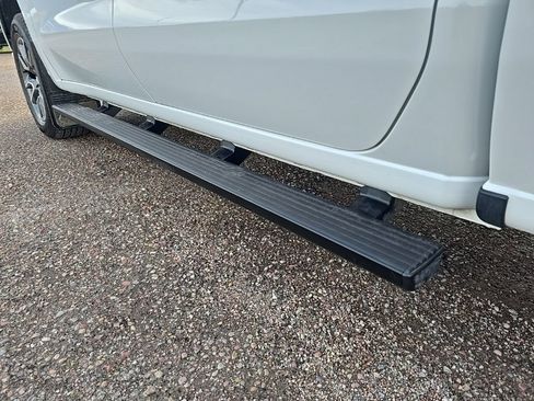 Used 2023 Chevrolet Silverado 1500 RST image 25