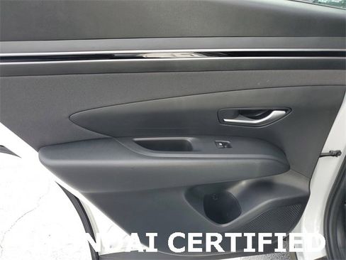 Certified 2024 Hyundai Tucson SEL w/ Convenience Package image 27