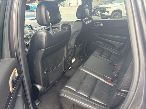 Used 2014 Jeep Grand Cherokee Limited w/ Trailer Tow Group IV AWD/4WD image 11
