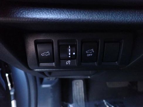 Certified 2025 Subaru Outback Limited image 19