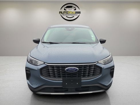 Used 2024 Ford Escape Active image 2