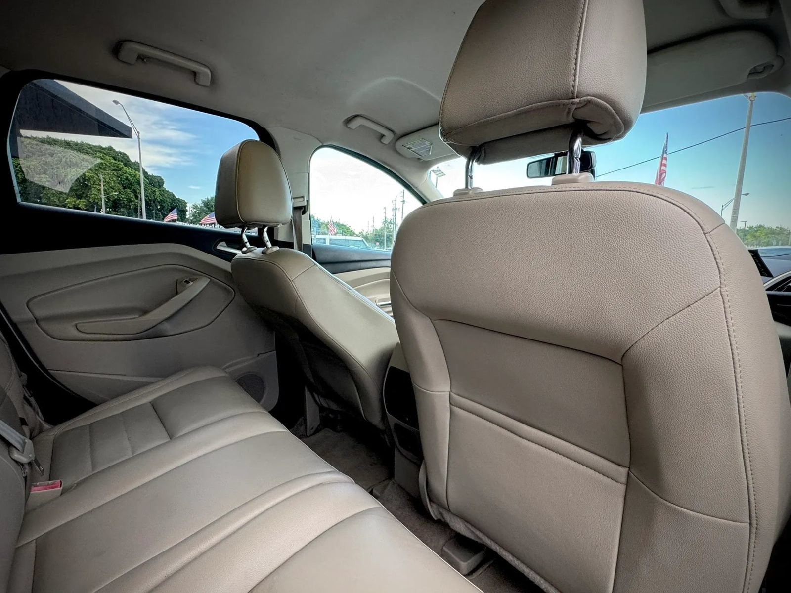 Used 2015 Ford Escape Titanium AWD/4WD image 22