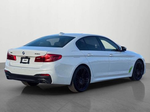 Used 2019 BMW 530i xDrive w/ M Sport Package image 2