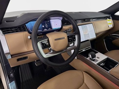 New 2026 Land Rover Range Rover SE AWD/4WD image 9